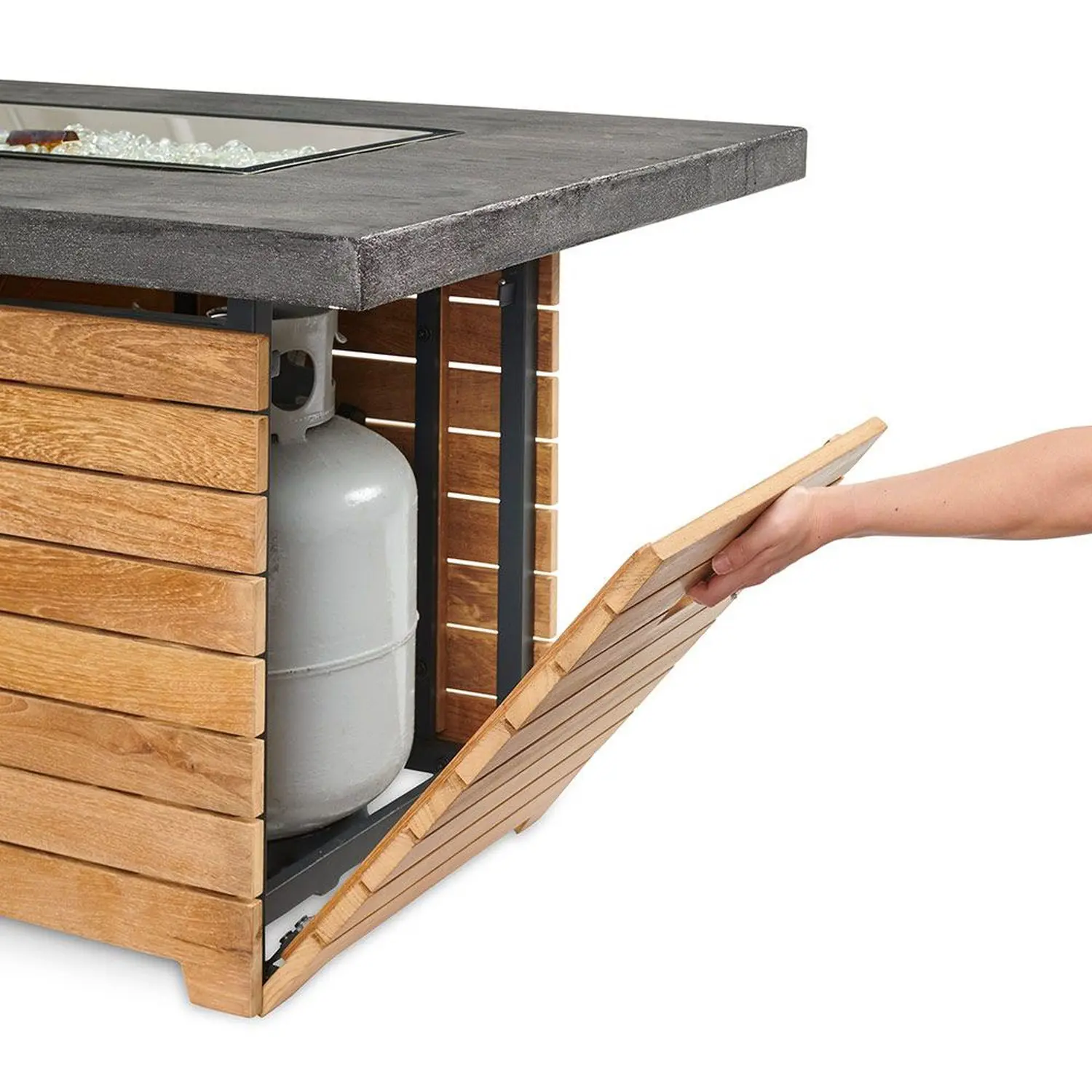 Darien side door open showing propane tank